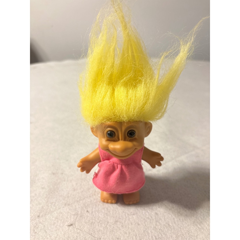 Vintage Russ‎ Berrie Troll Doll Yellow Hair Pink Dress 3 inch Collectible Toy